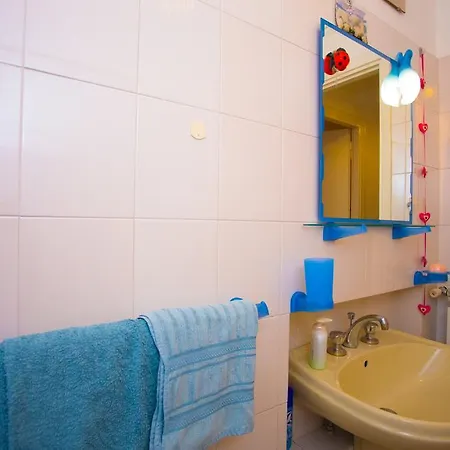 Romantic Ciclamini House דירה *